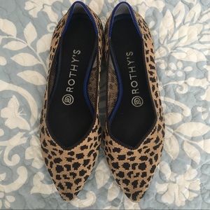 Rothys Leopard Print Point Flats